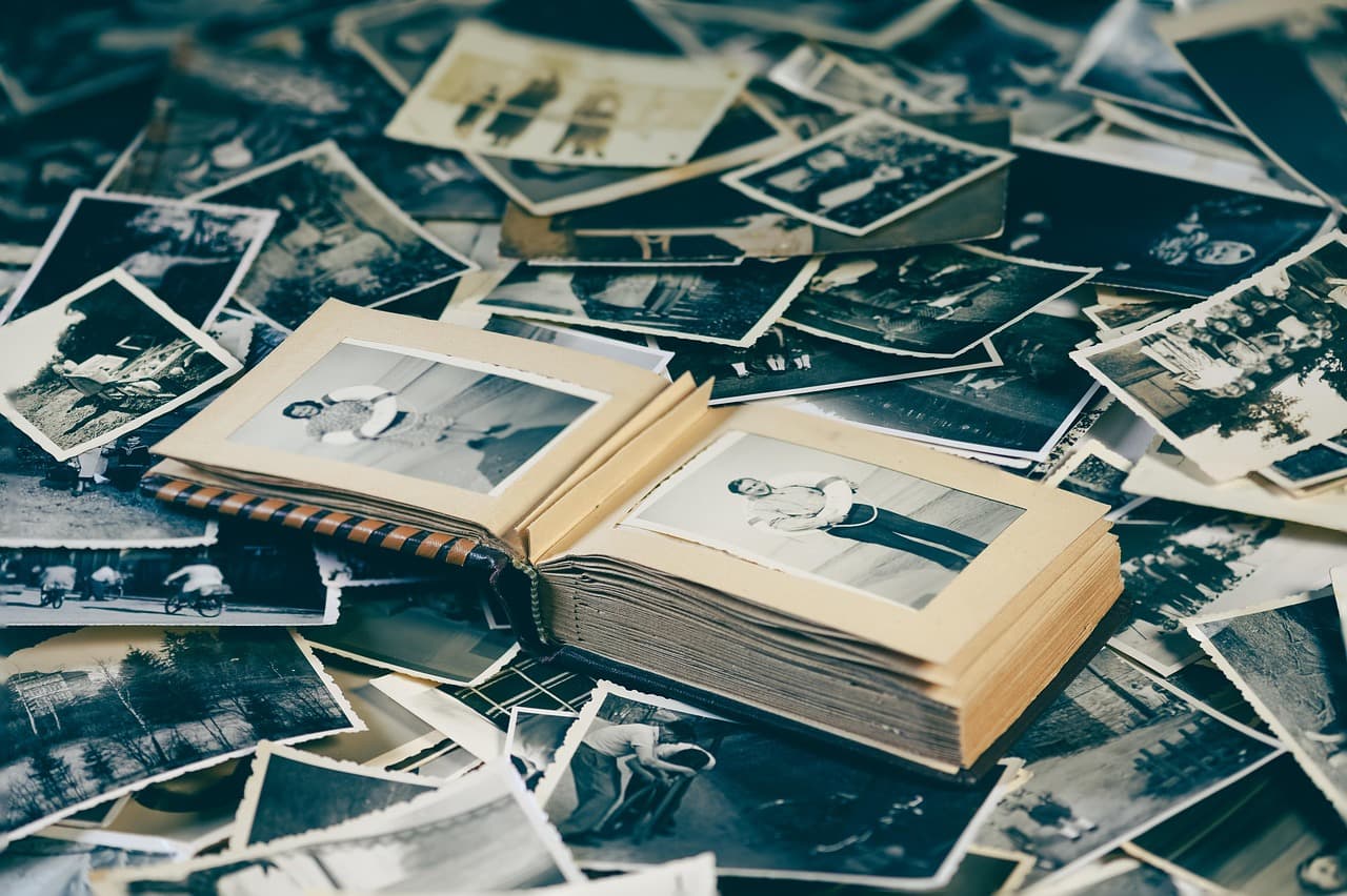 Beautiful wedding photos transformed into cinematic video